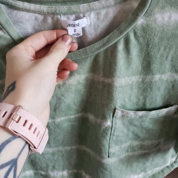 3/25$ Crop t-shirt - Picture 2 of 2